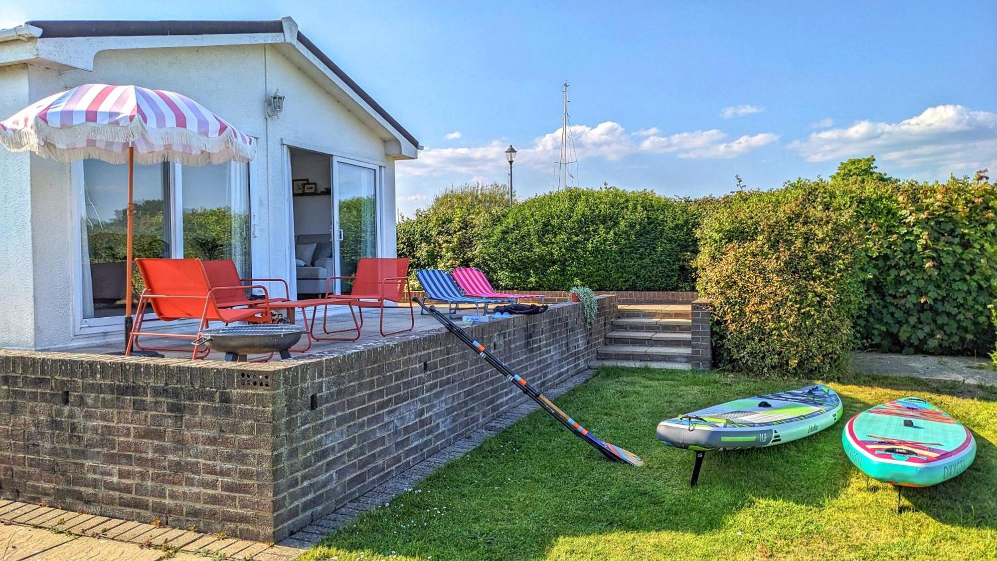 Hot Tub With A View - Christchurch Harbour Christchurch (Dorset) Exterior foto